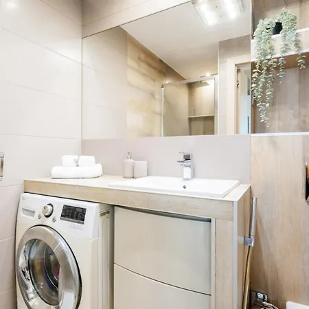 Toffee Center * Варшава